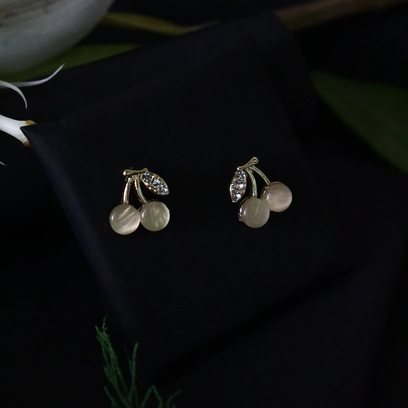 Korean Earrings Trend in India – What’s Hot in 2025? - Areumi