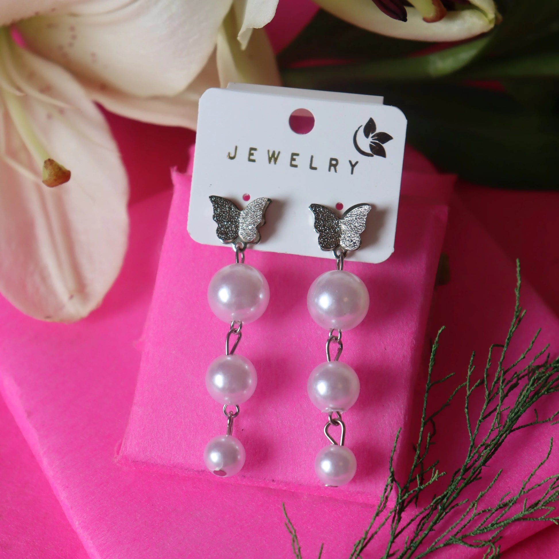 Butterfly Cascade Pearls Earrings - Areumi