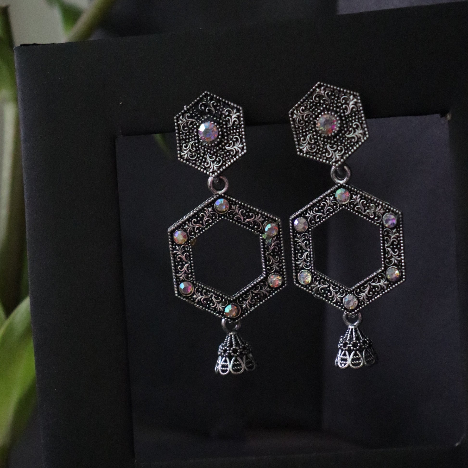 Hexara Dangler Earrings - Areumi