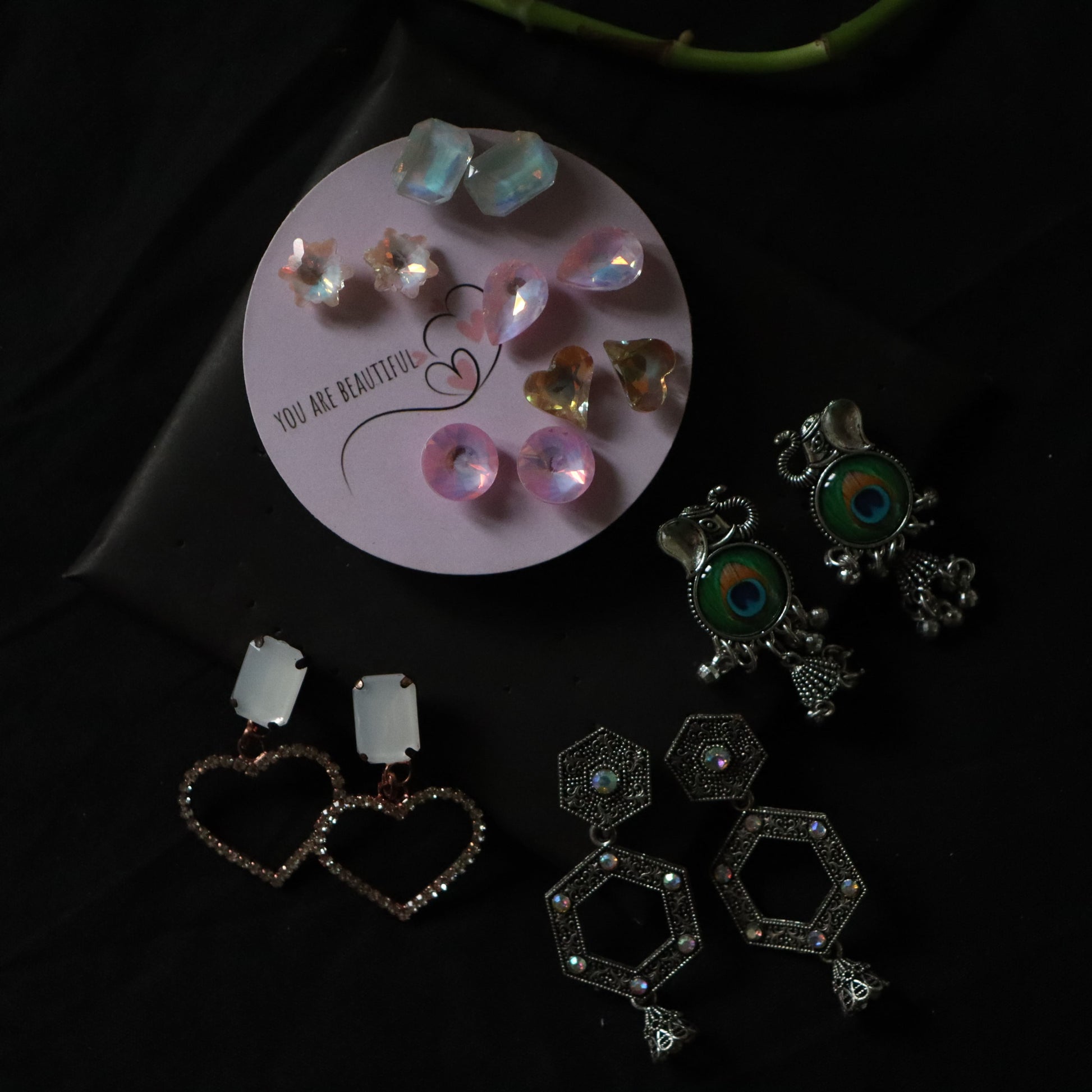 "Premium Multi-Style Earring Combo – 4 Looks in 1 for ₹149"